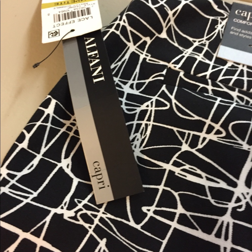 NWT Alfani Abstract Scribble Capri 14P - Picture 8 of 8